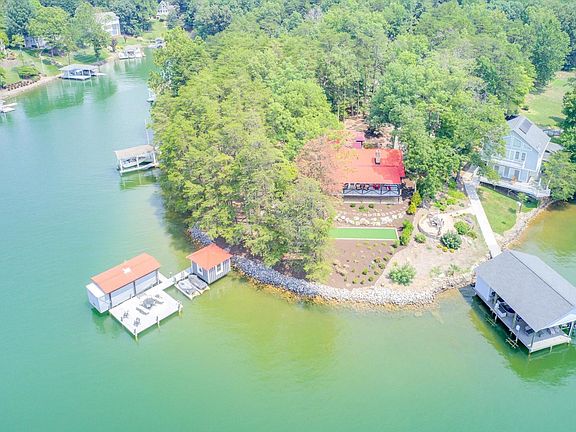 5th image of 226 Key Lakewood Dr