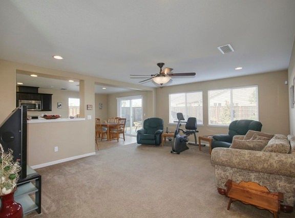 5th image of 1423 Claridge Ct