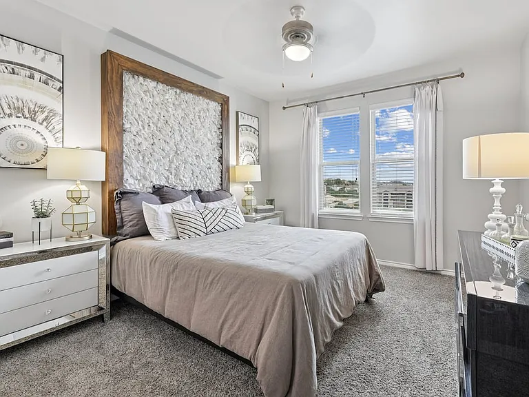 Bedroom with carpet