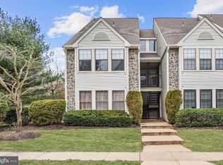 17 Sheffield Dr, Marlton, NJ 08053