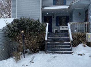 146 Lotus Dr, Scotrun, PA 18355