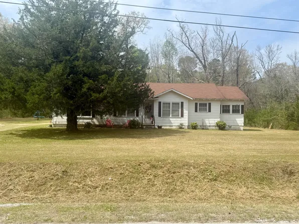 20221 Coontail Rd, Aberdeen, MS 39730