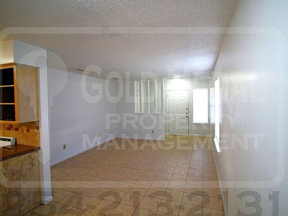 5th image of 2302 Hunt Dr Unit A
