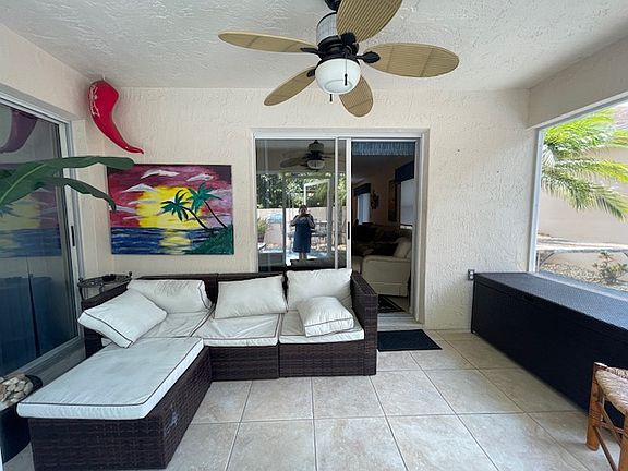 5th image of 1631 Benitez St