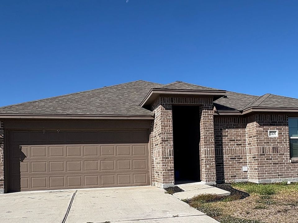 1st image of 2101 Spanish Oak Dr