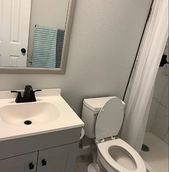 5631 S Biscay Ct — Photo 9