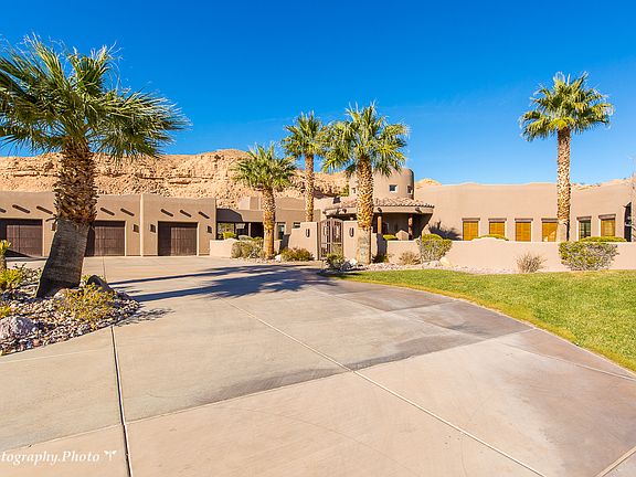 2nd image of 621 La Scala Dr