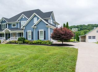 15620 Bridle Gate Dr, Louisville, KY 40299