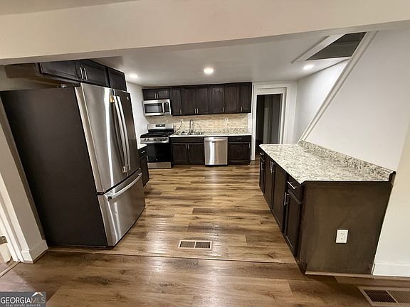 4th image of 2523 Hood Ave NW