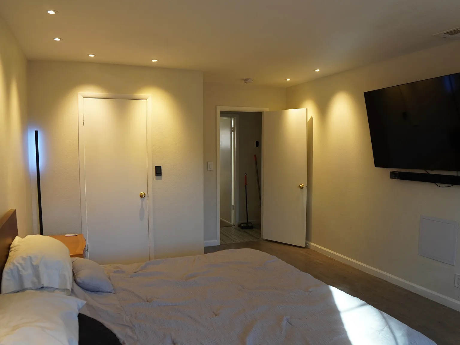 3 bed, 1900 sqft, $1,075 — Photo 3