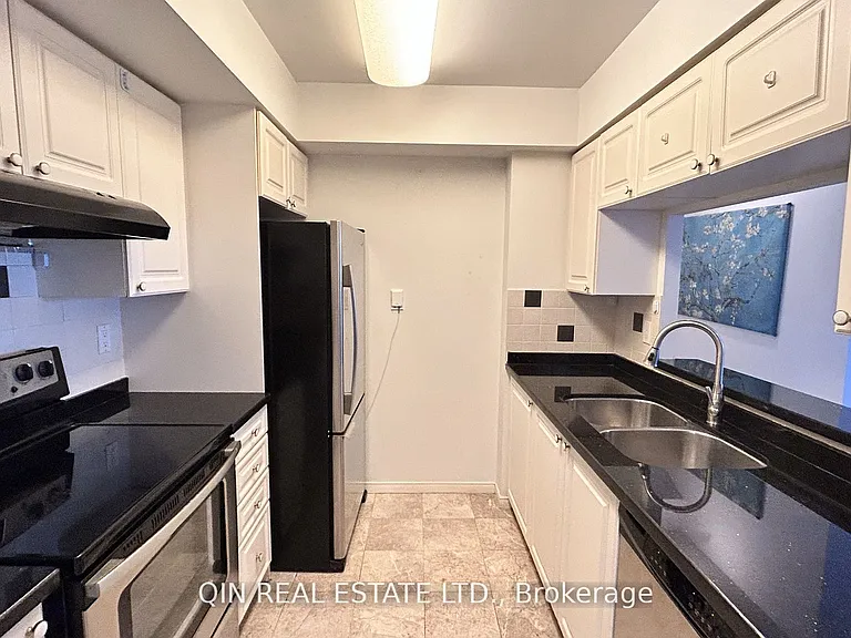 238 Doris Ave #2002 — Photo 4
