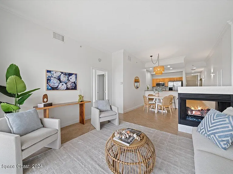 601 N Miramar Ave #303 — Photo 14
