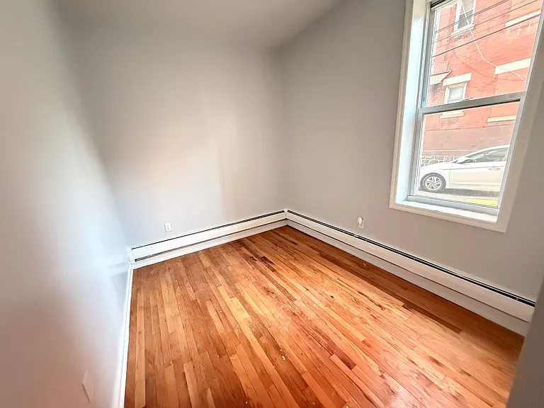 810 West St #2E — Photo 4