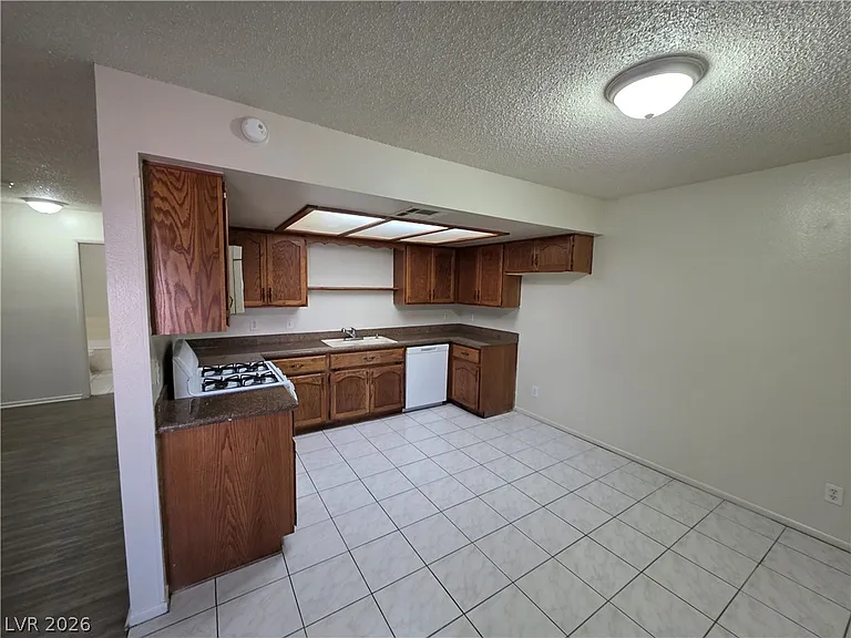 6671 W Tropicana Ave #103 — Photo 15