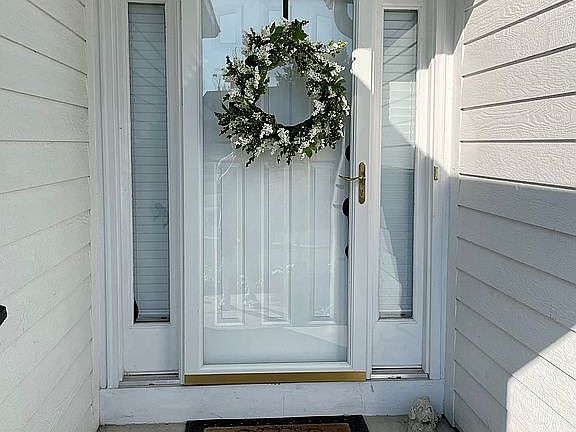 3rd image of 2209 Bonnie Ln #9