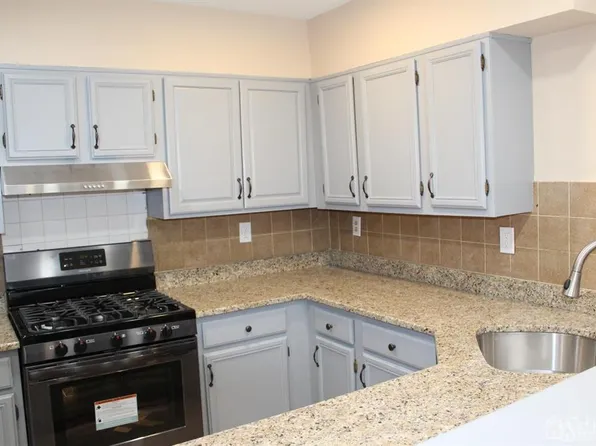 240 Hidden Woods Ct, Piscataway, NJ 08854