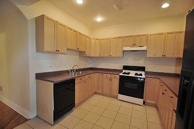 4th image of 6324 S Ingleside Ave