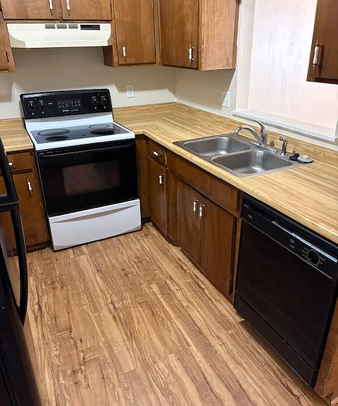 44 Hidden Springs Rd #44 — Photo 4