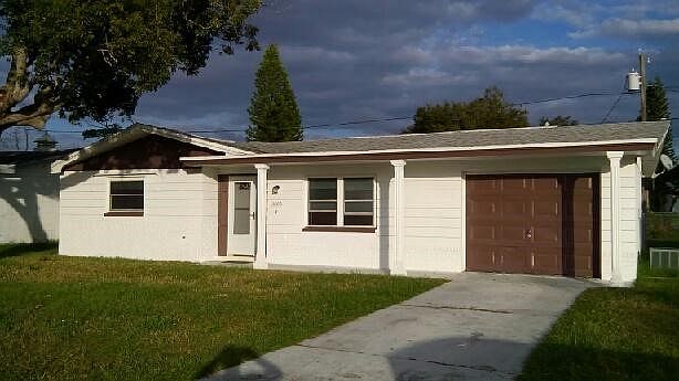 1st image of 3606 Kingsbury Dr