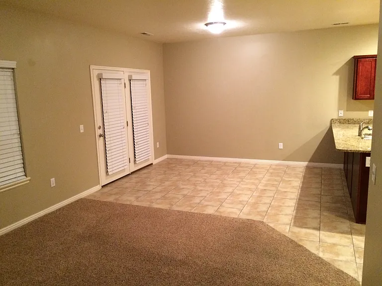 825 W Jordan Oaks Ct — Photo 40