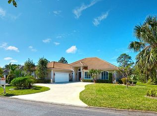 5845 Turnberry Ln, Vero Beach, FL 32967
