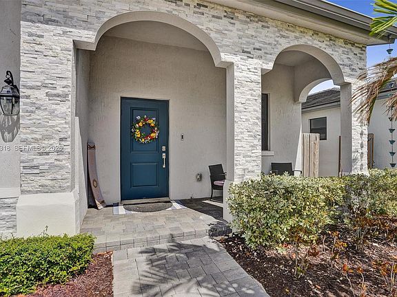 5th image of 13345 SW 284th Ter