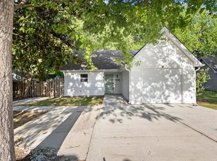 3805 Fawn Creek Dr, Wilmington, NC 28409