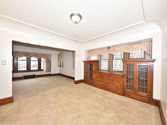 4th image of 4059 N 24th St