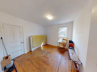 53 Hepbourne St, Toronto, ON M6H1K4