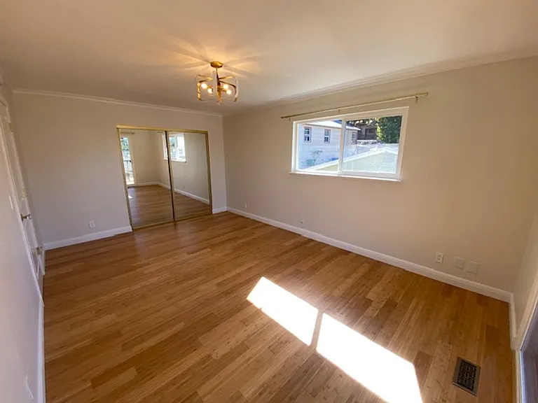 2121 David Ave — Photo 42