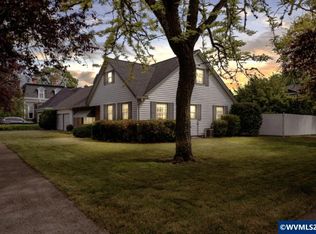 627 Ferry St SW, Albany, OR 97321