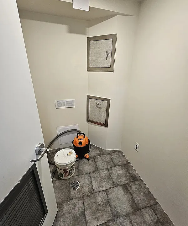 686 Eagle Ave #5B