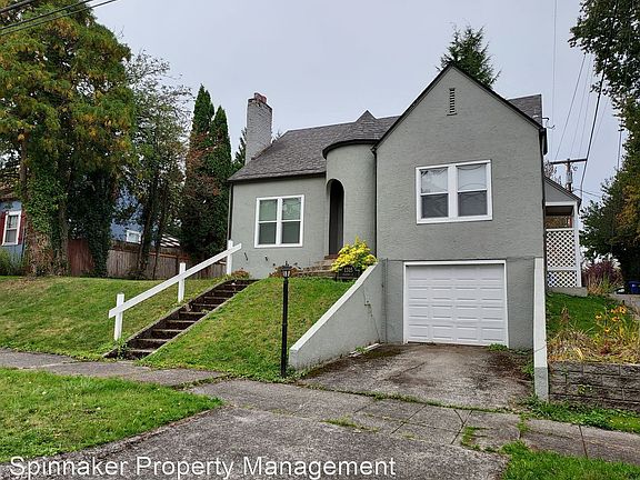 2nd image of 1315 Chestnut St SE