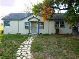 24205 N Homestead Ln, Acampo, CA 95220