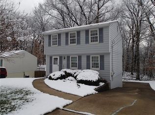 1136 Huntsridge Dr, Crescent, PA