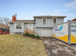2005 E Taylor Dr, Olathe, KS 66062