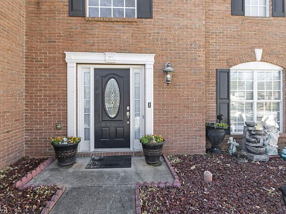 4th image of 1171 Folkstone Dr