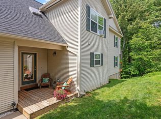 183 Juniper Dr, South Burlington, VT 05403