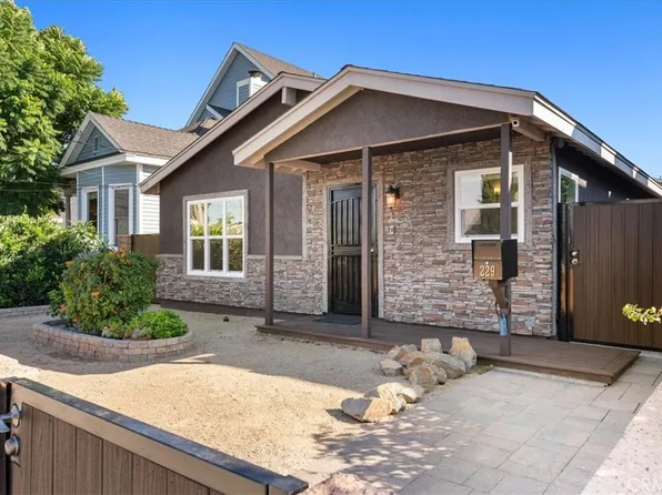 229 W 13th St, San Pedro, CA 90731