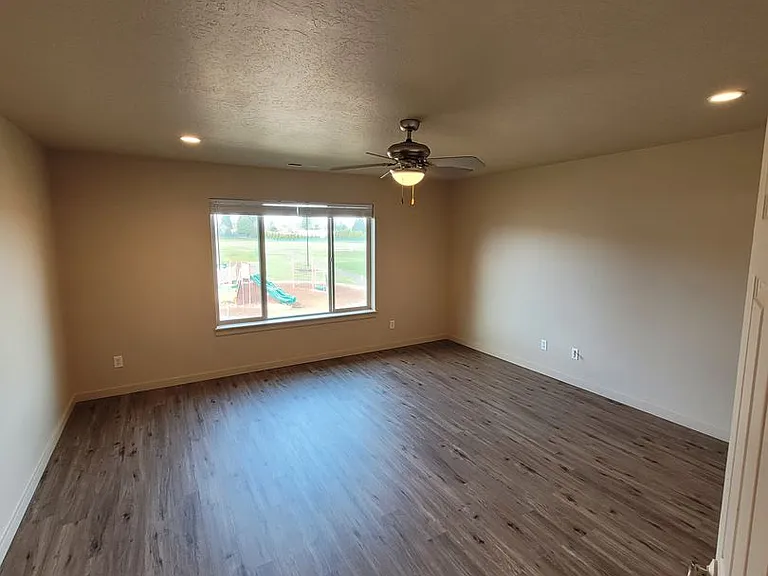 2144 Mayfly St — Photo 10