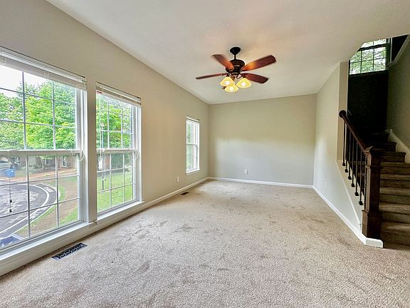 5th image of 624 Huffine Manor Cir