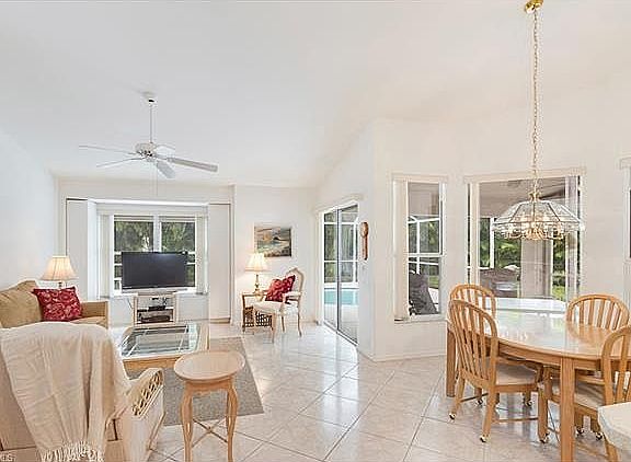 5th image of 12750 Chartwell Dr