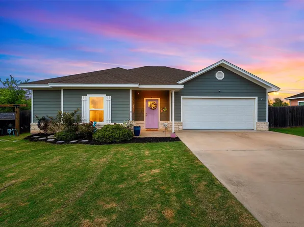 215 W Greenbriar St, Waco, TX 76706