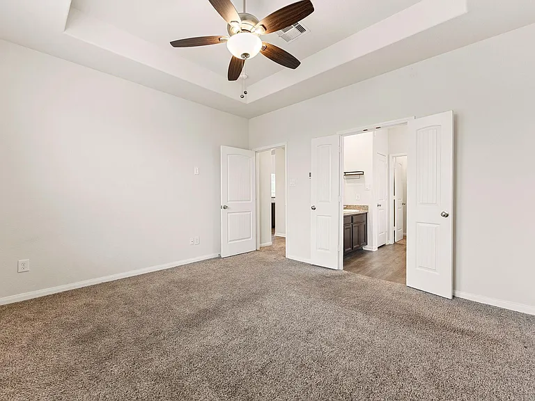 15837 Roberto Clemente Ct — Photo 24