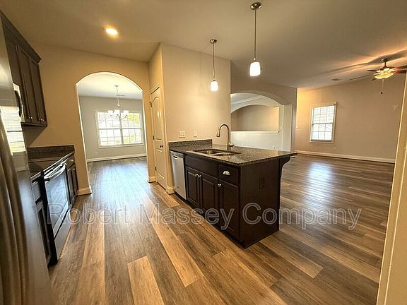 5th image of 319 Beckley Ridge Ln