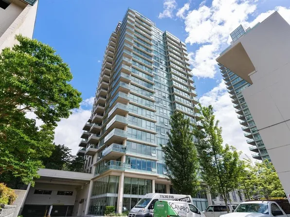 2200 Douglas Rd #405, Burnaby, BC V5C 0G8