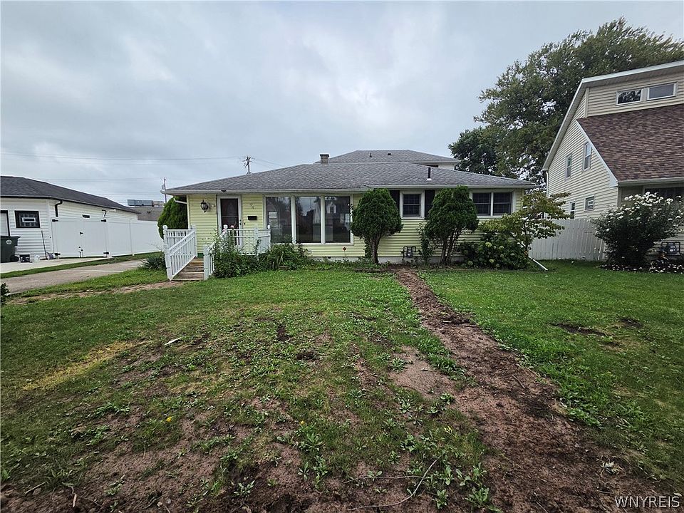 1st image of 94 Arlington Pl