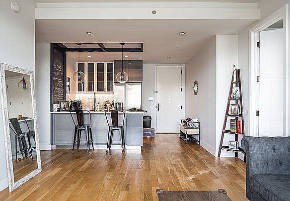 3rd image of 670 Pacific St APT 404