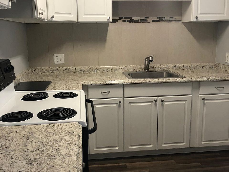 1st image of 2512 W Stroud Ave APT 225