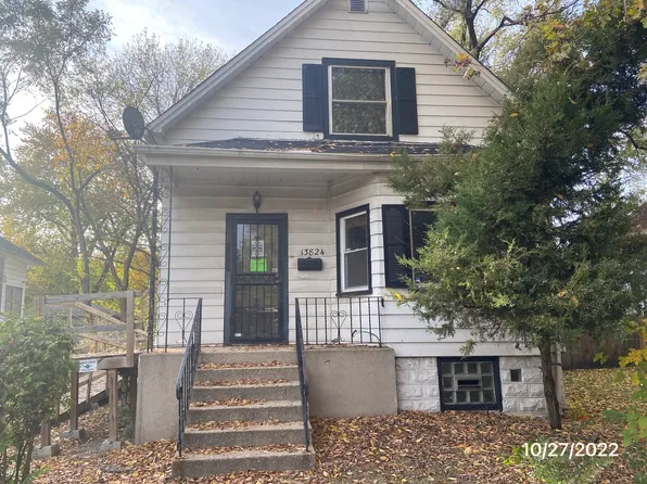 13824 S Wentworth Ave, Riverdale, IL 60827
